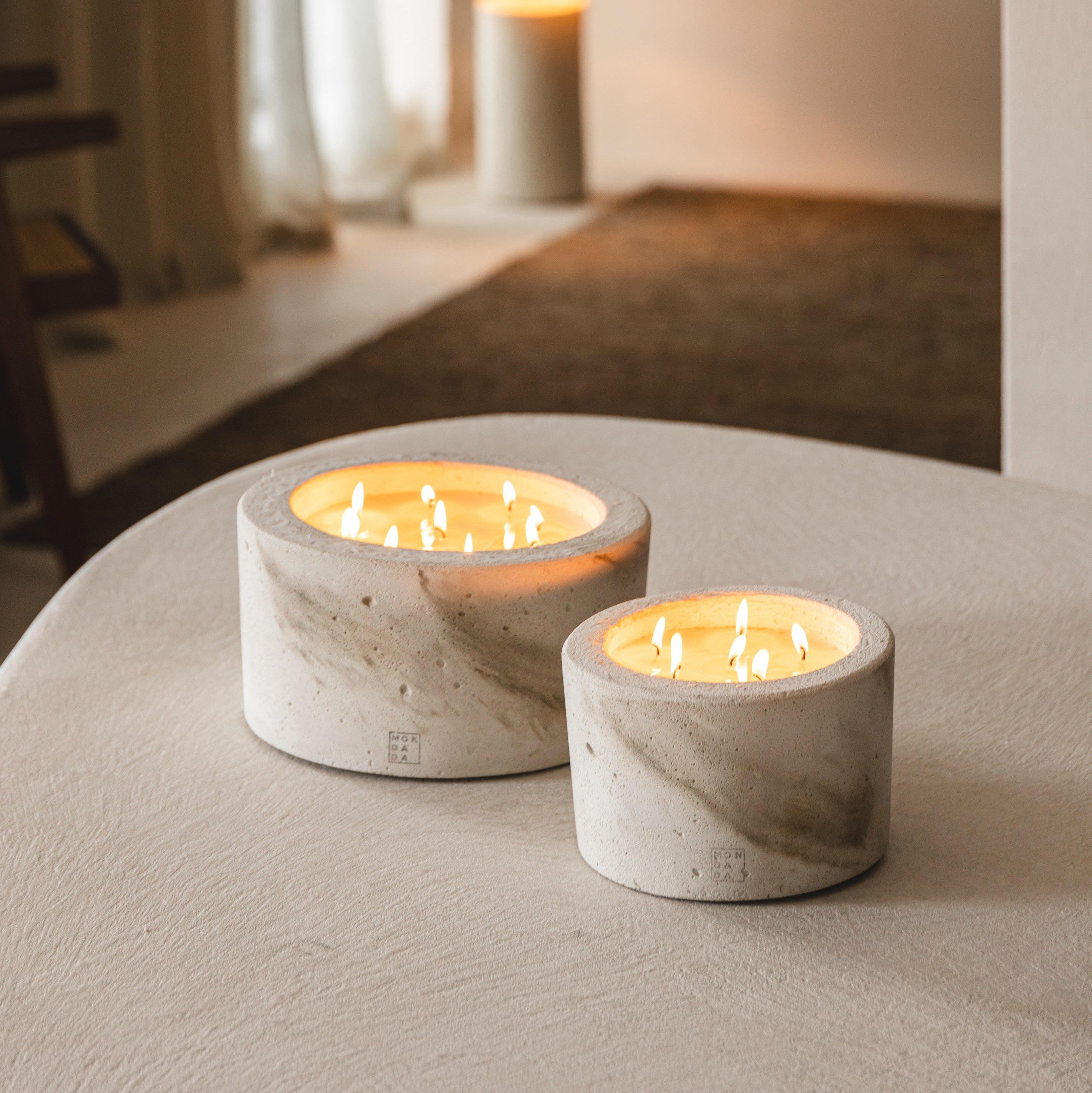 XL INDOOR MINÉREL CANDLE - GREY