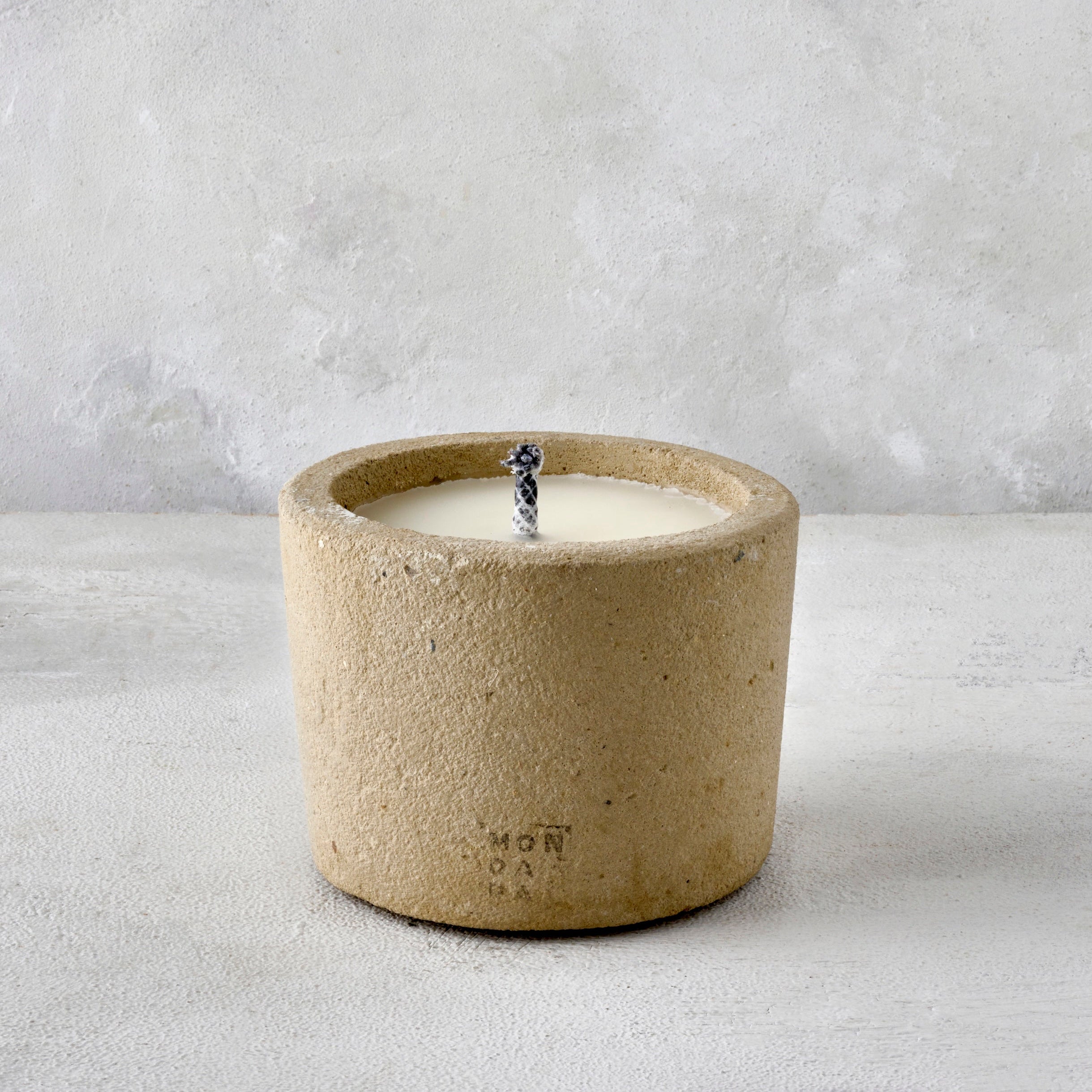 OUTDOOR MINÉREL TABLE CANDLE