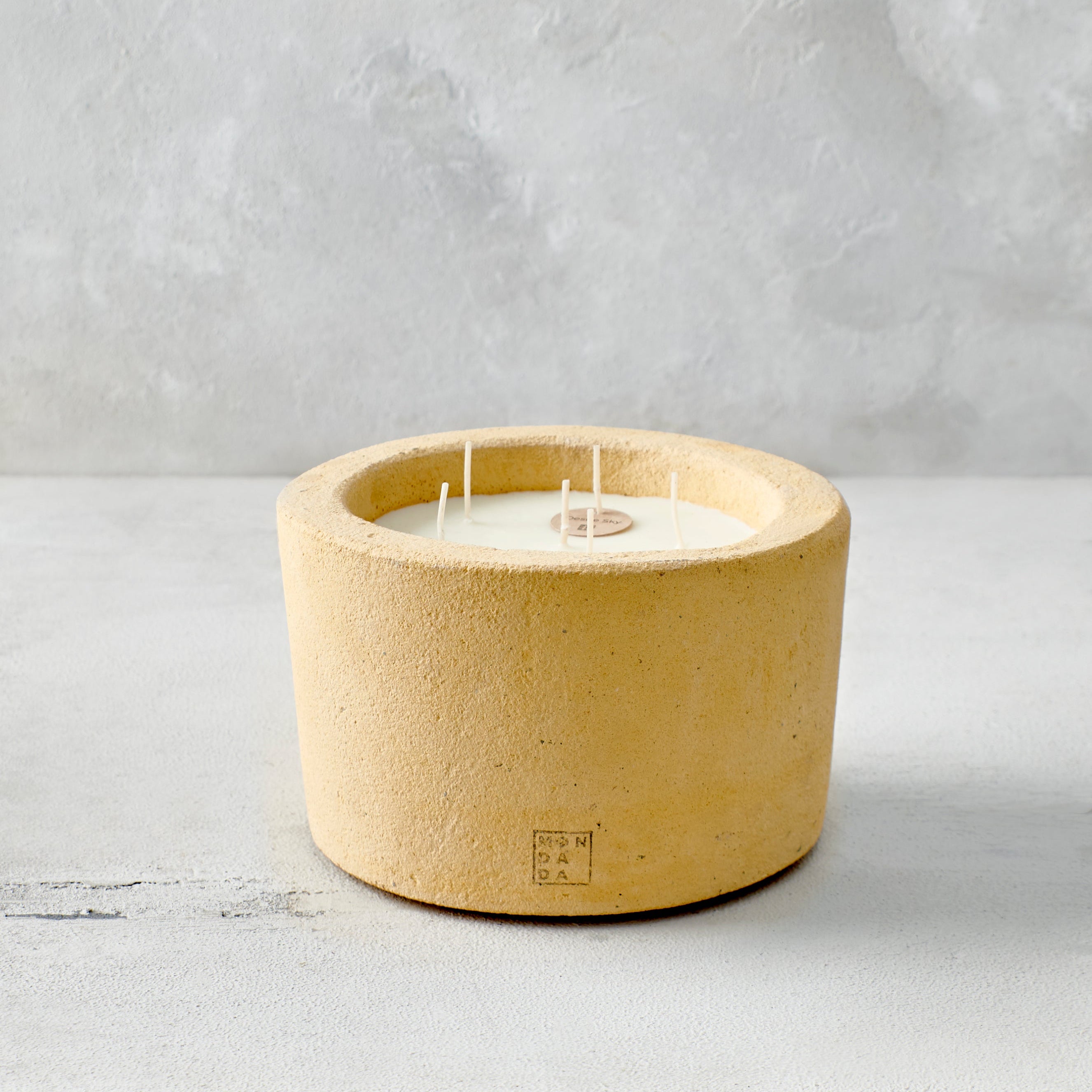 INDOOR MINÉREL LARGE CANDLE - MUSTARD