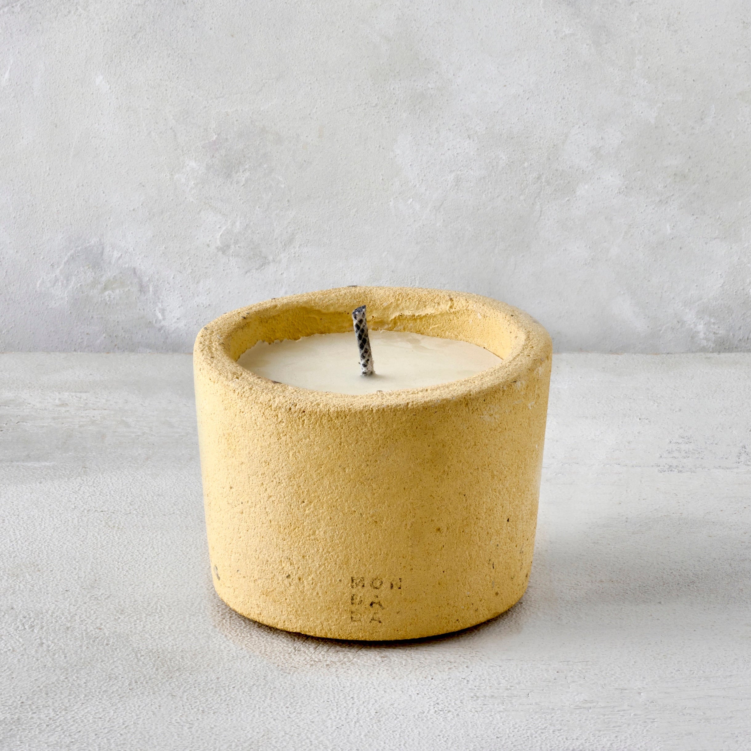 OUTDOOR MINÉREL TABLE CANDLE