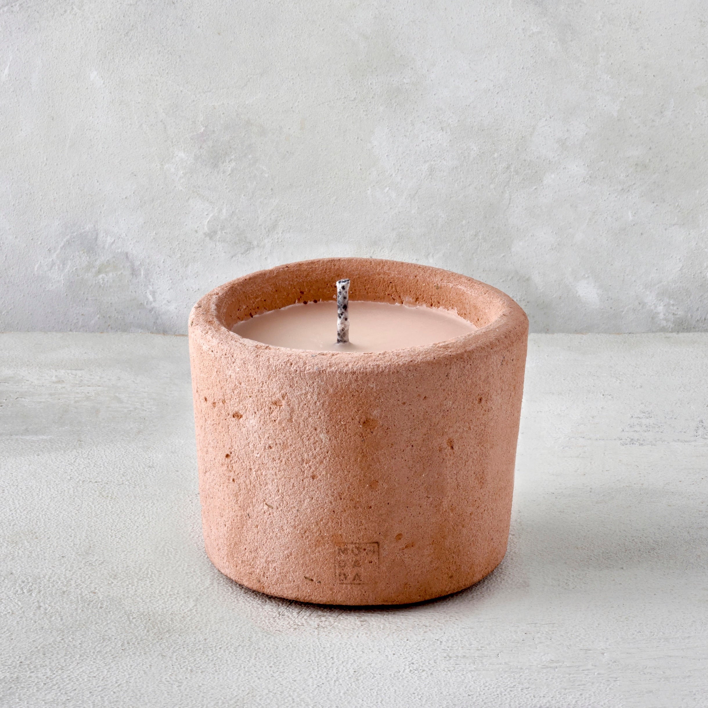 OUTDOOR MINÉREL TABLE CANDLE