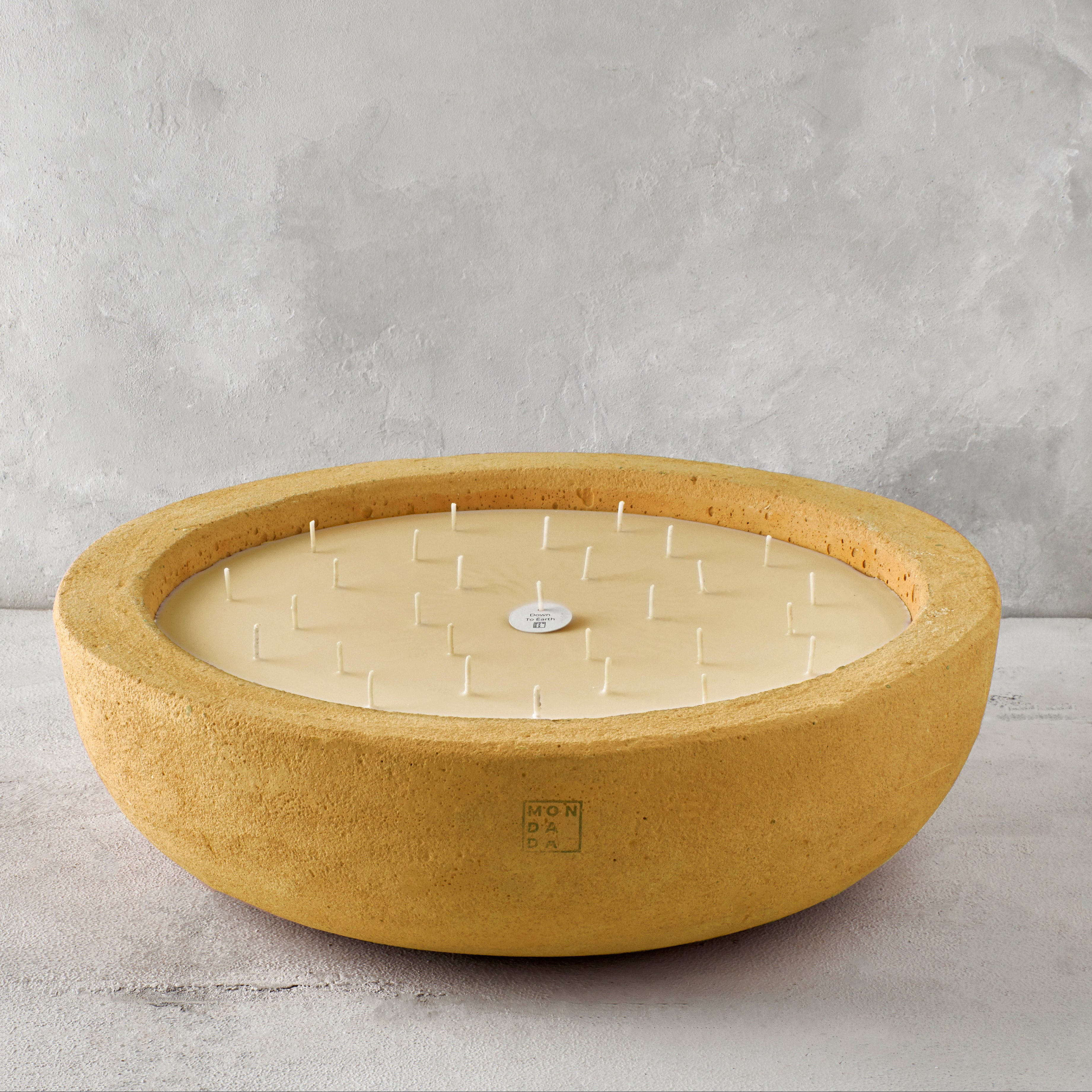 INDOOR MINÉREL XXXL CANDLE  - MUSTARD