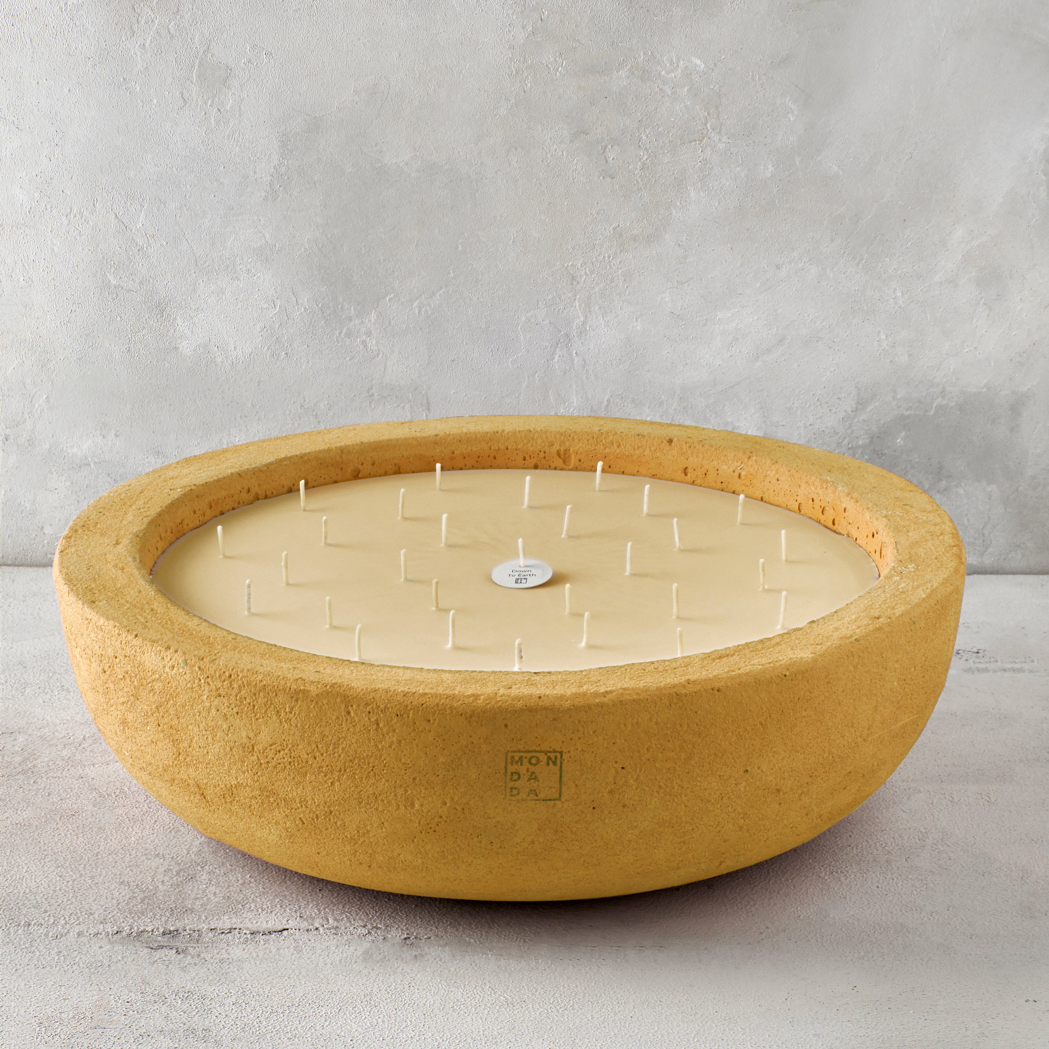 INDOOR MINÉREL XXXL CANDLE  - MUSTARD